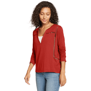 Women's Gate Check 3/4-Sleeve Notch-Neck Taped T-Shirt